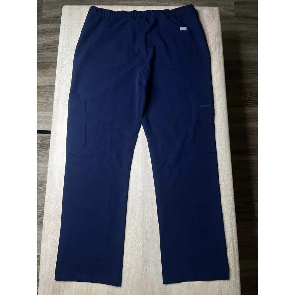Figs Cairo Cargo Scrub Pants in Navy Size Large Short